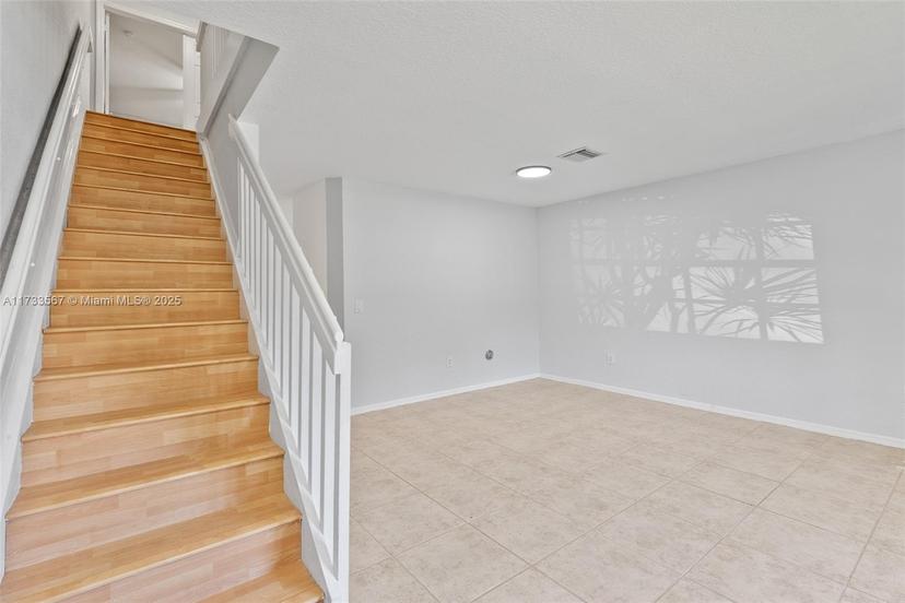 Picture of 5791 NW 116Th Ave # 111, Doral FL 33178