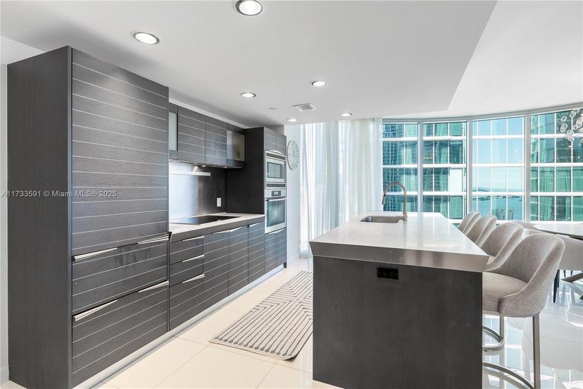 Picture of 200 Biscayne Boulevard Way # 4101, Miami FL 33131