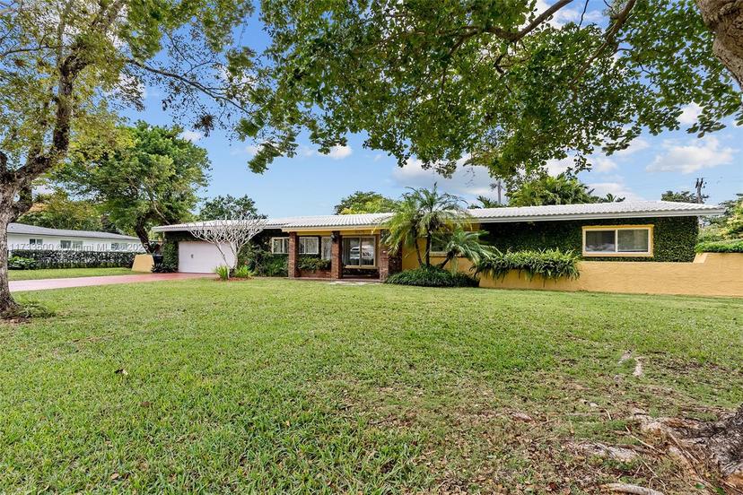 Picture of 8375 SW 149Th Dr, Palmetto Bay FL 33158