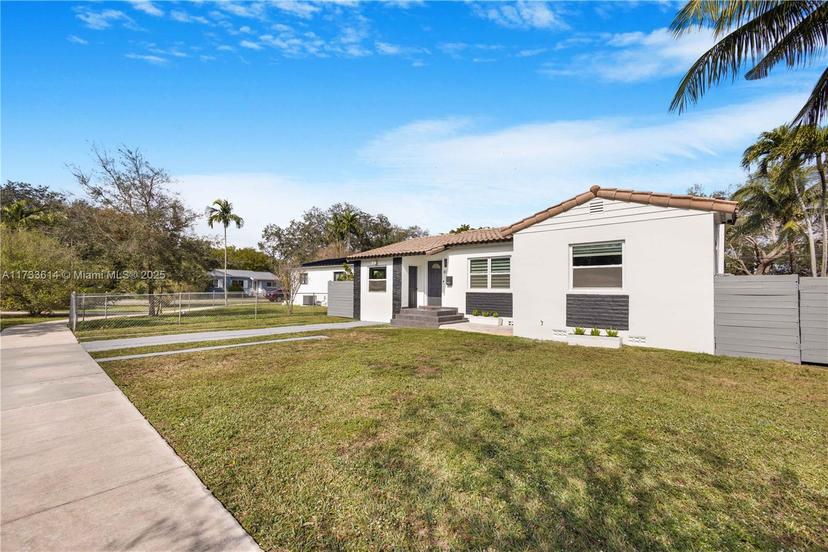 Picture of 81 Whitethorn Dr, Miami Springs FL 33166