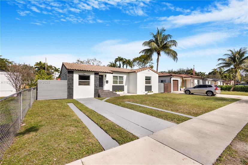 Picture of 81 Whitethorn Dr, Miami Springs FL 33166
