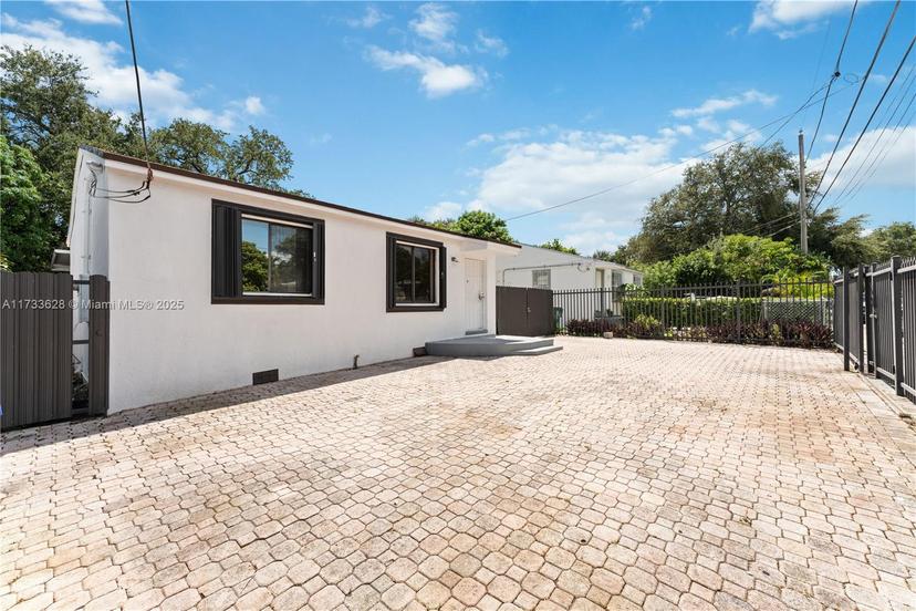 Picture of 7665 NW 3Rd Ave, Miami FL 33150