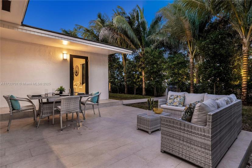 Picture of 800 NE 70Th St, Miami FL 33138