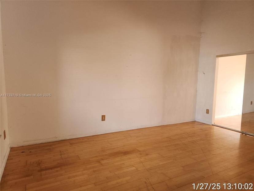 Picture of 15632 SW 100Th Ter, Miami FL 33196