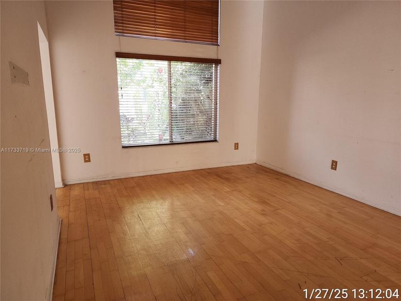 Picture of 15632 SW 100Th Ter, Miami FL 33196