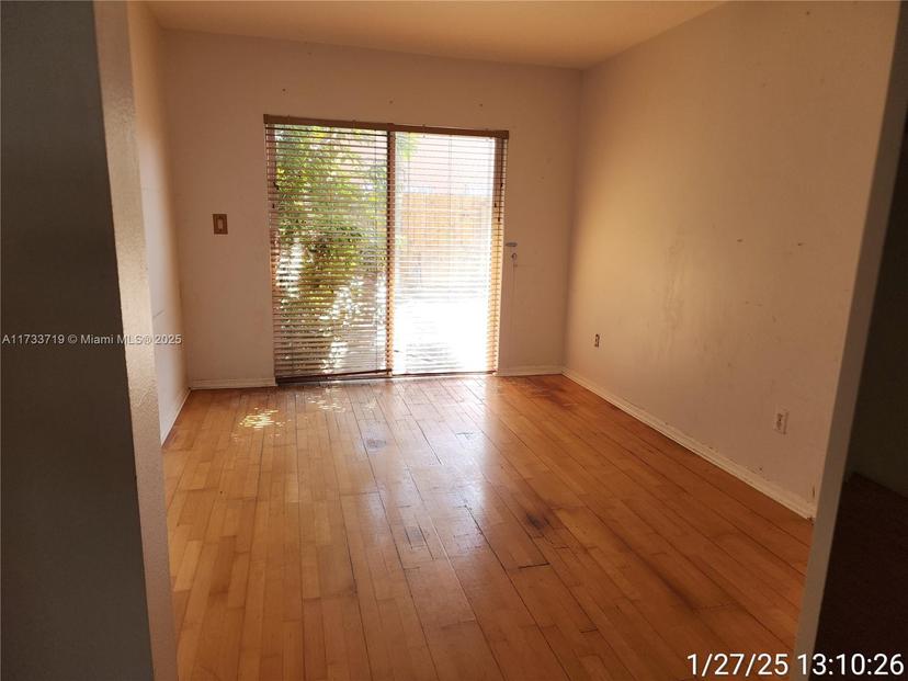 Picture of 15632 SW 100Th Ter, Miami FL 33196