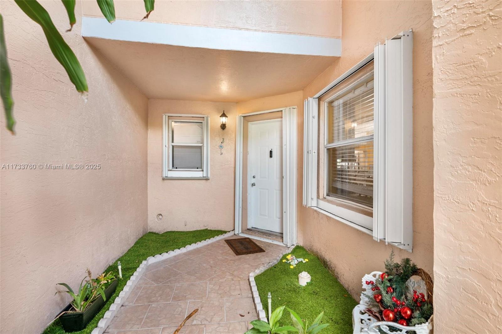 Picture of 3275 NW 44Th St # 3, Oakland Park, FL 33309
