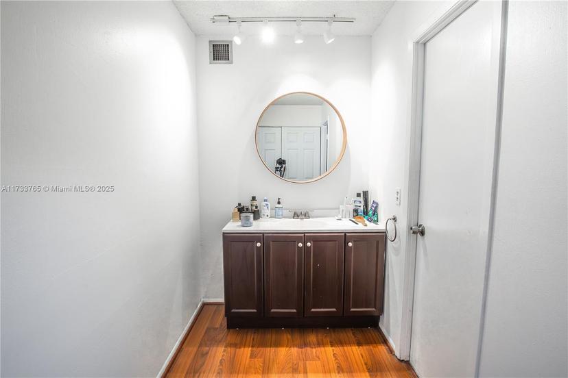 Picture of 401 Golden Isles Dr # 804, Hallandale Beach FL 33009