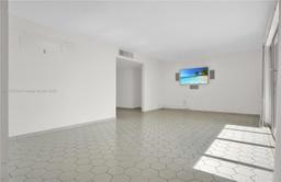 Picture of 11111 Biscayne Blvd # 21C, Miami, FL 33181