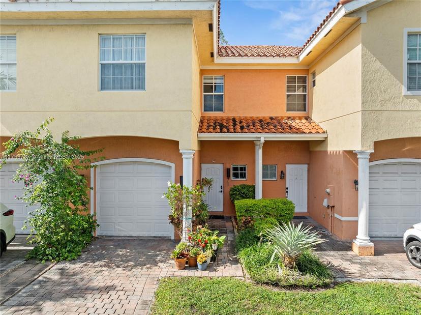 Picture of 2307 Washington St # 7, Hollywood FL 33020