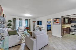 Picture of 17901 NW 68Th Ave # R101, Hialeah, FL 33015