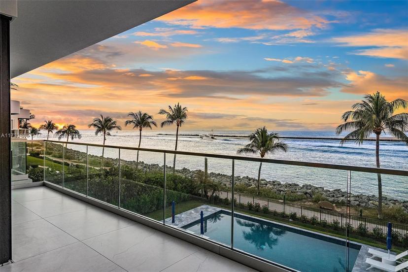 Picture of 150 Inlet Way # 2W, Palm Beach Shores FL 33404