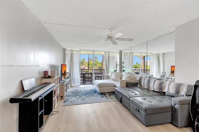 Picture of 13 Royal Palm Way # 2010, Boca Raton FL 33432