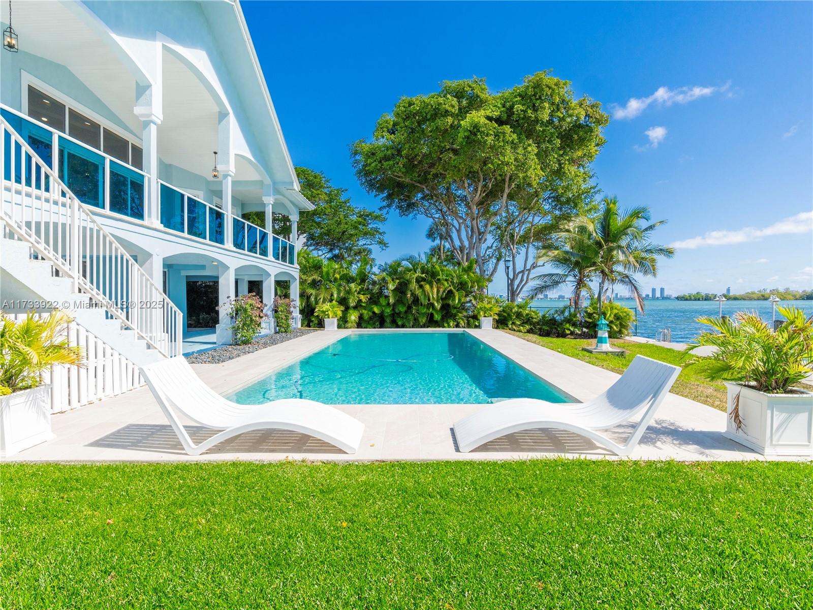 Picture of 1080 NE Little River Dr, Miami, FL 33138