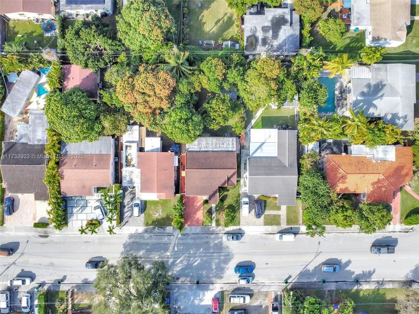 Picture of 3029 SW 16Th St, Miami FL 33145