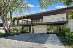Picture of 4040 Kiaora St, Miami, FL 33133