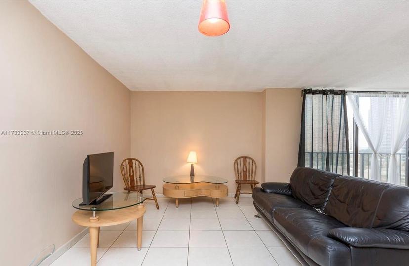 Picture of 210 174Th St # 915, Sunny Isles Beach FL 33160