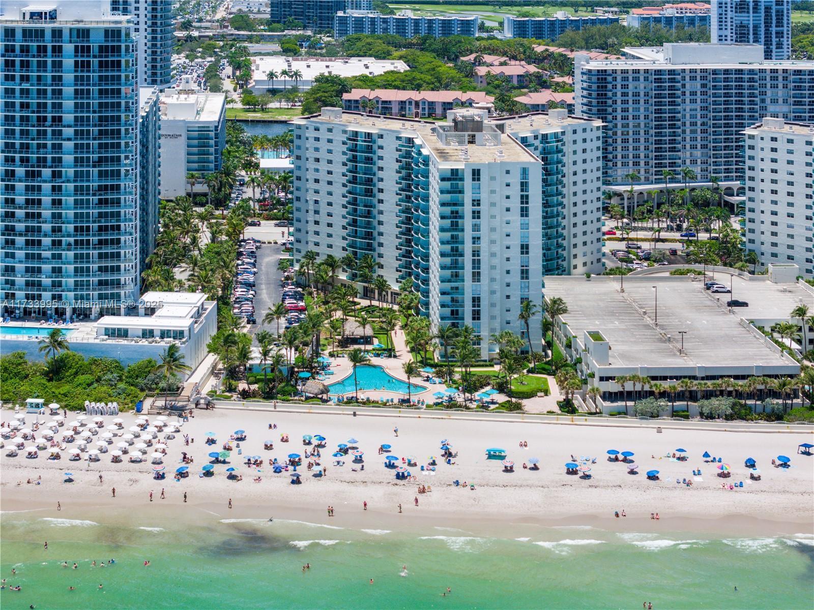 Picture of 3901 S Ocean Dr # 4P, Hollywood, FL 33019