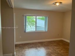 Picture of 1999 NW 5Th Pl # 14, Miami, FL 33136