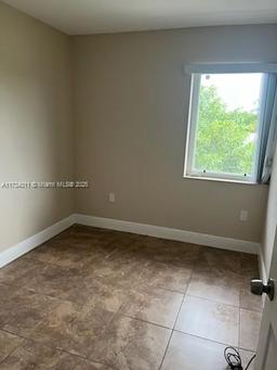 Picture of 1999 NW 5Th Pl # 14, Miami, FL 33136