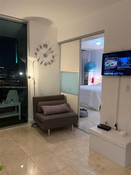 Picture of 90 SW 3Rd St # 1209, Miami, FL 33130