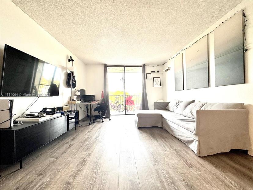 Picture of 16950 W Dixie Hwy # A429, North Miami Beach FL 33160