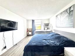 Picture of 16950 W Dixie Hwy # A429, North Miami Beach, FL 33160