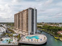 Picture of 1800 NE 114Th St # 803, Miami, FL 33181