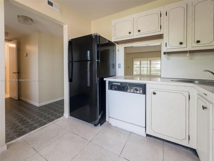 Picture of 6000 NW 64Th Ave # 305, Tamarac FL 33319