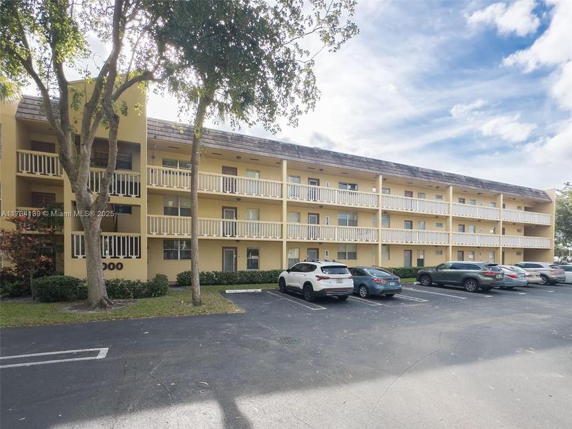 Picture of 6000 NW 64Th Ave # 305, Tamarac FL 33319