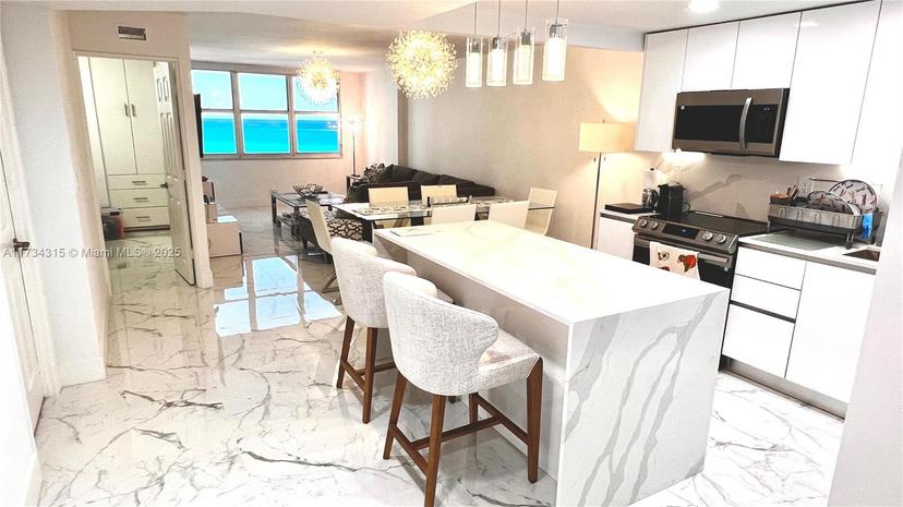 Picture of 6039 Collins Ave # 1210, Miami Beach FL 33140