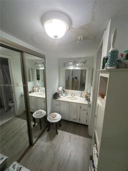 Picture of 6301 N University Dr # 206, Tamarac, FL 33321