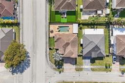 Picture of 15210 SW 15Th St, Miami, FL 33194