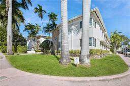 Picture of 1605 Lenox Ave # 5, Miami Beach, FL 33139