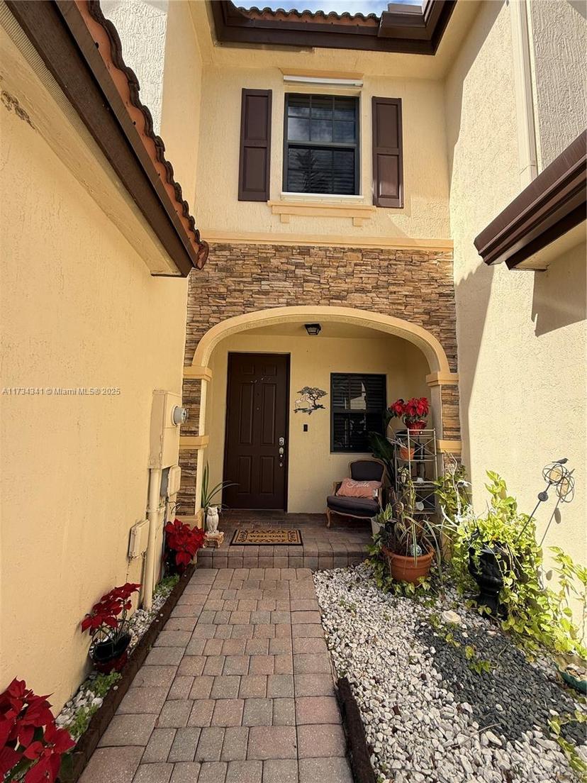 Picture of 348 NE 37Th Ter, Homestead FL 33033