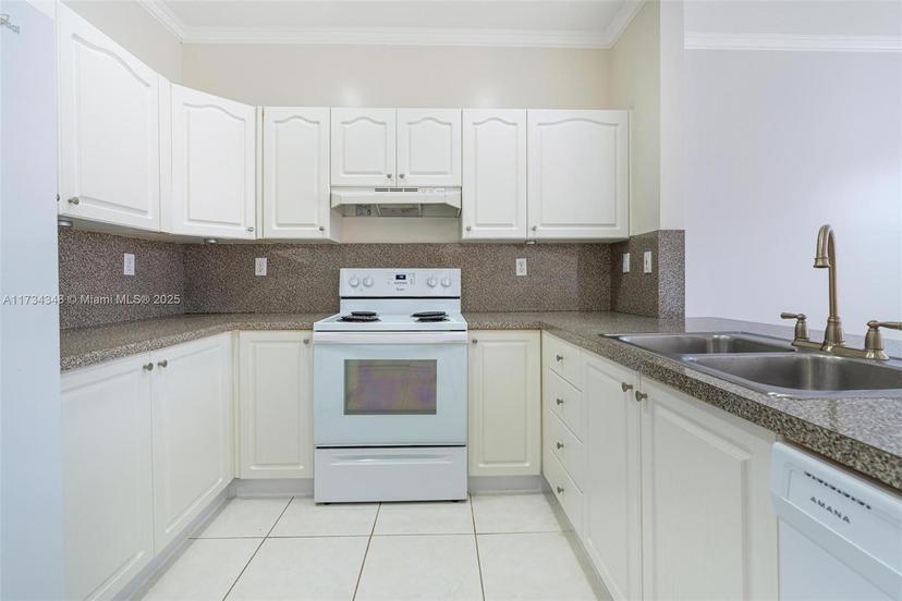 Picture of 9135 SW 203Rd Ter, Cutler Bay FL 33189