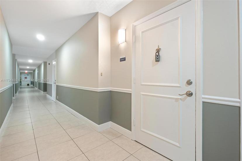 Picture of 2424 SE 17Th Cswy # 207B, Fort Lauderdale FL 33316