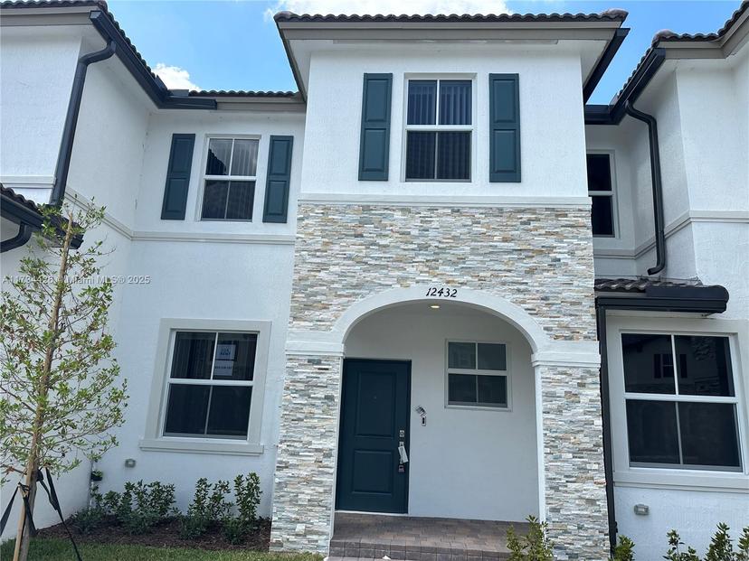 Picture of 12432 NW 23Rd Ct # 12432, Miami FL 33167