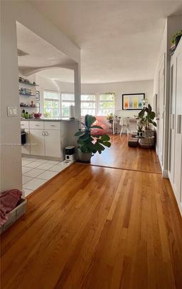 Picture of 760 Euclid Ave # 201, Miami Beach, FL 33139