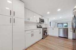 Picture of 10120 NW 41St St # 6, Doral, FL 33178