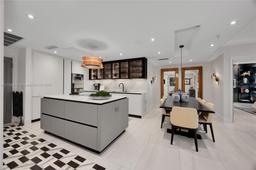 Picture of 3400 SW 27Th Ave # 704, Miami, FL 33133