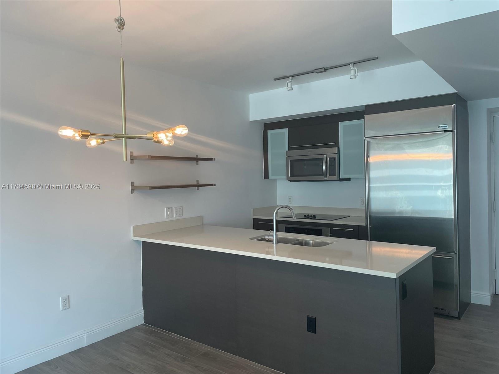 Picture of 500 Brickell Ave # 1906, Miami, FL 33131