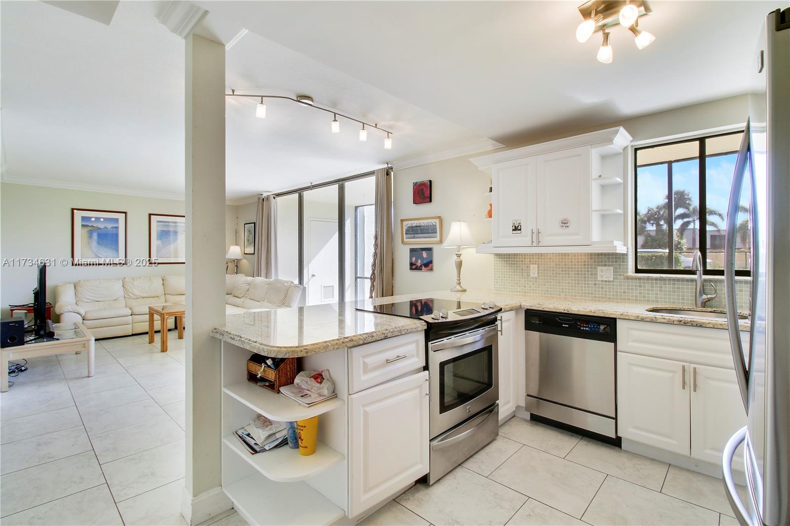 Picture of 1605 S Us Highway 1 # 106, Jupiter, FL 33477