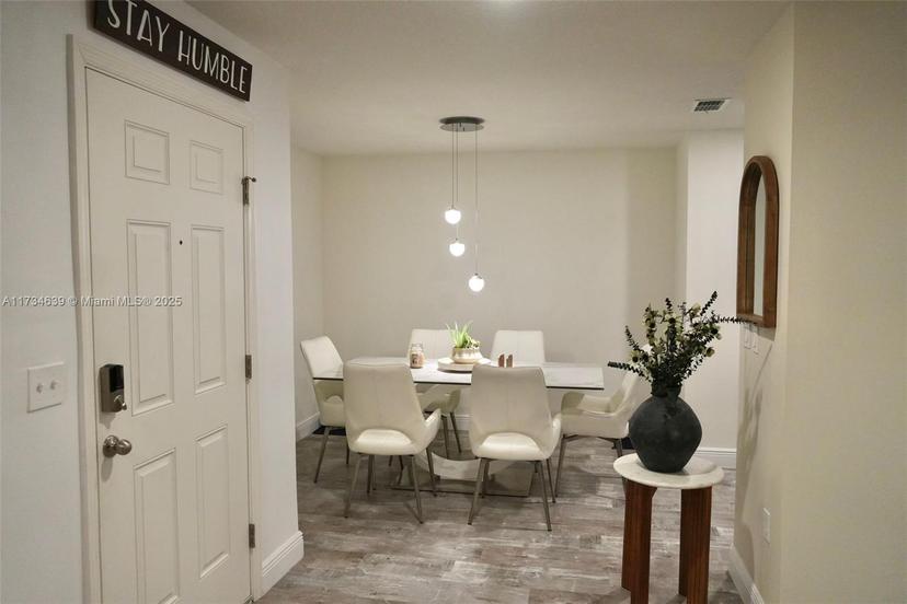 Picture of 380 SW Donna, Port St. Lucie FL 34984