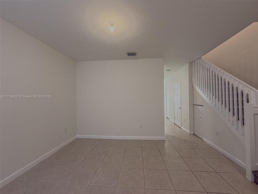 Picture of 10629 W 32Nd Ln, Miami Lakes FL 33018