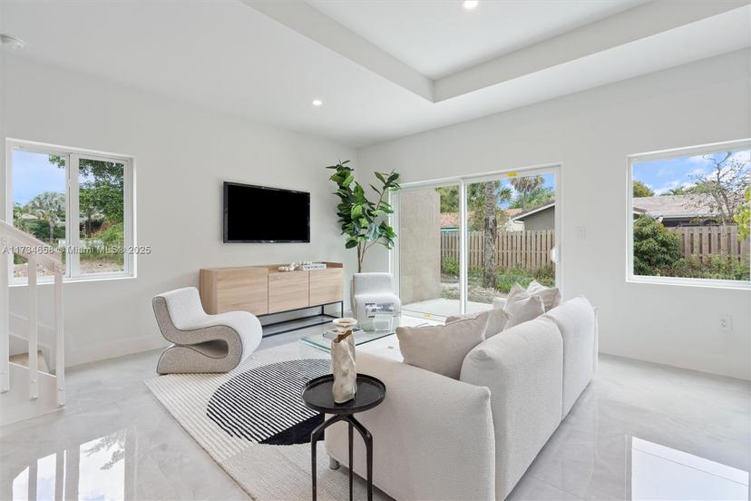 Picture of 1567 NW 94Th Way # 10, Coral Springs FL 33071