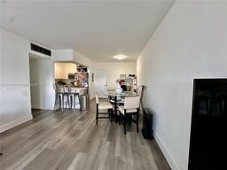 Picture of 7441 Wayne Ave # 6B, Miami Beach, FL 33141