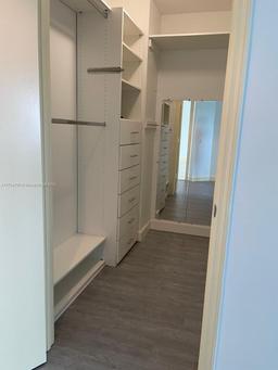 Picture of 15051 Royal Oaks Ln # 1103, North Miami, FL 33181