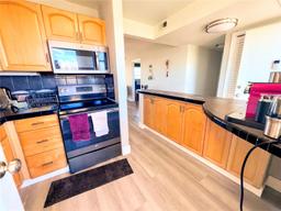 Picture of 2930 Point East Dr # E510, Aventura, FL 33160