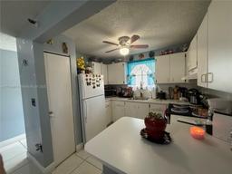 Picture of 7865 W 30Th Ct # 206, Hialeah, FL 33018
